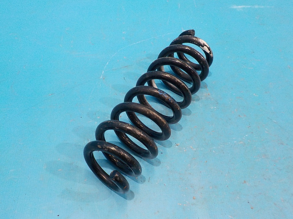 пружина задняя bmw