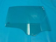 Стекло двери задней правой