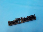 Кронштейн накладки порога левый