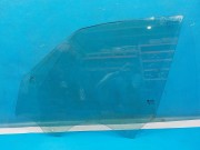 Стекло двери передней левой