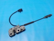 Замок капота