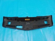 Кожух замка капота