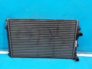 Радиатор охлаждения двигателя