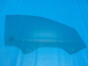 Стекло двери передней правой