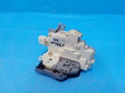 Замок двери задней левой