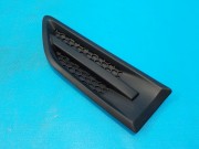 Накладка крыла переднего левого