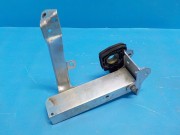 Кронштейн усилителя переднего бампера левый