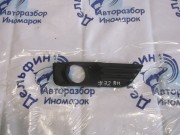 Решетка переднего бампера правая