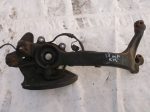 8D0407258AM Поворотный кулак передний правый Passat B5 2000-2005 VOLKSWAGEN 