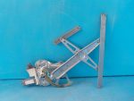 69810-05050 Стеклоподъемник передний правый TOYOTA Avensis (T25) 2003-2008