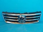 7L6853651C Решетка радиатора VOLKSWAGEN Touareg 2002-2010