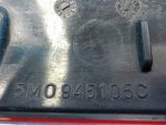 5M0945105C Отражатель задний левый в бампер VOLKSWAGEN Golf 5 Plus 2005–2014