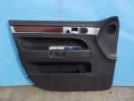 7L6867011EJ Обшивка двери передней левой VOLKSWAGEN Touareg 2002-2010