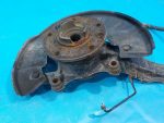 7L0407258A Поворотный кулак передний правый VOLKSWAGEN Touareg 2002-2010