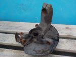 8200297032 Поворотный кулак передний правый RENAULT Megane II 2002-2009
