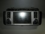 YIK500050 Монитор магнитолы LAND ROVER Range Rover Vogue III 2002-