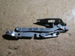 8E5827301G Петля крышки багажника левая Audi A4 (B6) 2000-2004
