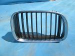51138159316 Решетка радиатора правая BMW 5 серия E39 1995-2003