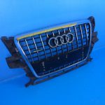 8R0853651B Решетка радиатора Audi Q5 (8R) 2008-2017