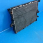 7L0121253 Радиатор охлаждения двигателя VOLKSWAGEN Touareg 2002-2010
