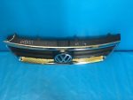 7L6853653 Решетка радиатора VOLKSWAGEN Touareg 2002-2010