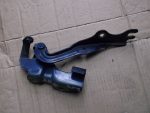 BP4K52420B Петля капота левая Mazda 3 2003-2009 MAZDA 
