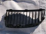 51137120008 Решетка радиатора правая BMW 3 серия E90/E91 2003-2009