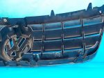 7L6853653 Решетка радиатора VOLKSWAGEN Touareg 2002-2010