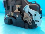 7L0839016D Замок двери задней правой VOLKSWAGEN Touareg 2002-2010