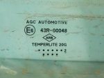 7276RGNR5FD Стекло двери передней правой RENAULT Sandero 2009-2014