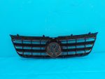7L6 853 653 Решетка радиатора VOLKSWAGEN Touareg 2002-2010