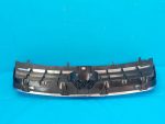7L6 853 653 Решетка радиатора VOLKSWAGEN Touareg 2002-2010