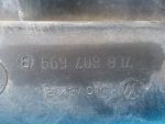 7L6807699B Кронштейн переднего бампера центральный VOLKSWAGEN Touareg 2002-2010