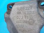 8D0 199 307 K Кронштейн двигателя левый Audi A6 (C5) 1997-2004