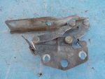 3AA823302 Петля капота правая VOLKSWAGEN Passat B6 2005-2009