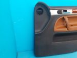 7L6867012EKNUQ Обшивка двери передней правой VOLKSWAGEN Touareg 2002-2010