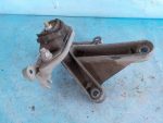 8200043084 Кронштейн КПП левый RENAULT Sandero 2009-2014