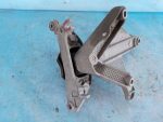 8200043084 Кронштейн КПП левый RENAULT Sandero 2009-2014