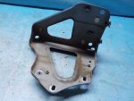 4F0821136 Кронштейн крепления крыла переднего правого Audi A6 (C6, 4F) 2005-2011