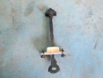 BP4K58270G  Ограничитель двери передний Mazda 3 2003-2009 MAZDA 