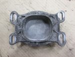 4B0199335L Кронштейн двигателя передний Audi A6 (C6, 4F) 2005-2011