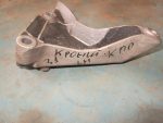 8D0399107T Кронштейн подвески КПП левый Passat B5 2000-2005 VOLKSWAGEN 