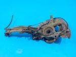 7L0407258A Поворотный кулак передний правый VOLKSWAGEN Touareg 2002-2010
