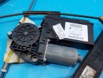 7L0839461D Стеклоподъемник задний левый VOLKSWAGEN Touareg 2002-2010