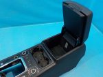 7L6863243K75R Подлокотник VOLKSWAGEN Touareg 2002-2010