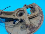 7L0407257A Поворотный кулак передний левый VOLKSWAGEN Touareg 2002-2010