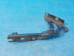 1K0823302C Петля капота правая VOLKSWAGEN Jetta 5 2005-2011