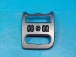 8200739438 Накладка на торпедо центральная RENAULT Logan 2005-2014