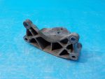 7L6399649D Кронштейн крепления раздаточной коробки VOLKSWAGEN Touareg 2002-2010