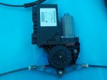 7L0839461C Стеклоподъемник задний левый VOLKSWAGEN Touareg 2002-2010